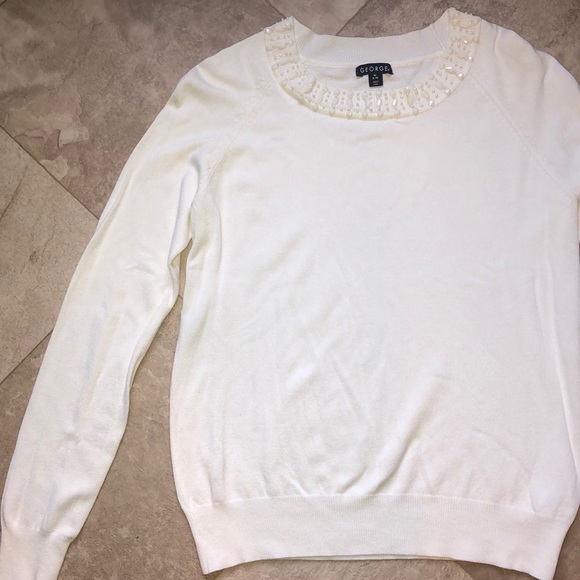 NWOT White Jewel Embellished Collar Sweater - Picture 3 of 9